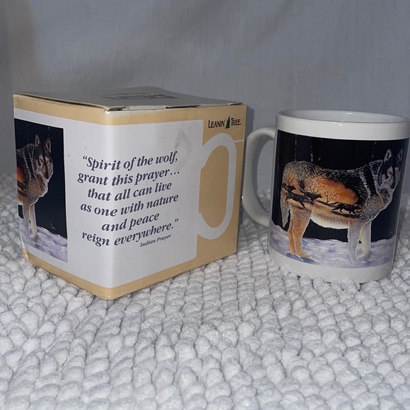 🖤Leaning Tree Mug with Poem & wolf picture - Picture 2 of 8